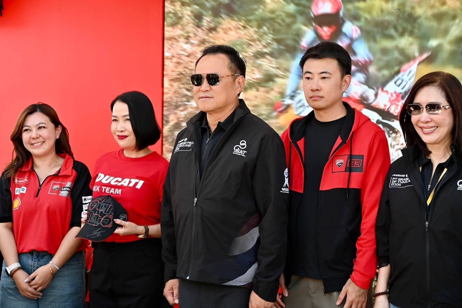 &ldquo;นายกฯ อนุทิน&rdquo; นำคณะ เปิดการแข่งขันจักรยานยนต์ชิงแชมป์โลก โมโต จีพี ประจำปี พ.ศ. 69 &ldquo;PT Grand Prix of Thailand 2026&rdquo;