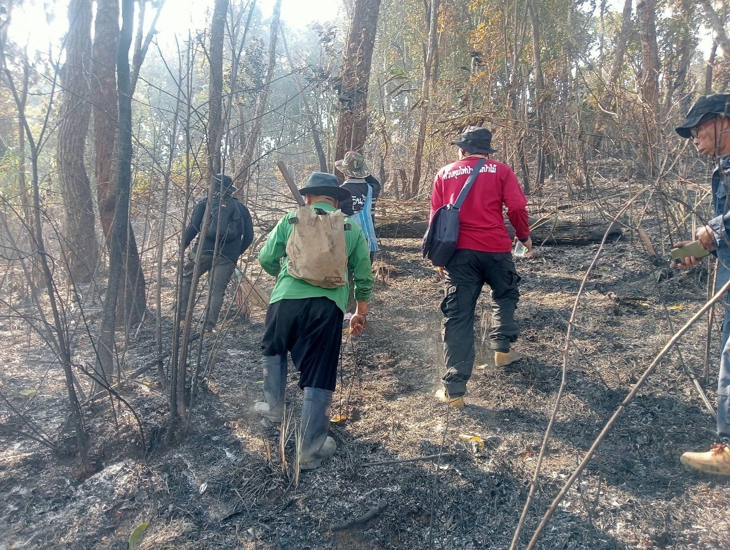 อำเภอแม่แจ่ม  เข้าปฎิบัติภารกิจดับไฟและควบคุมไฟ 