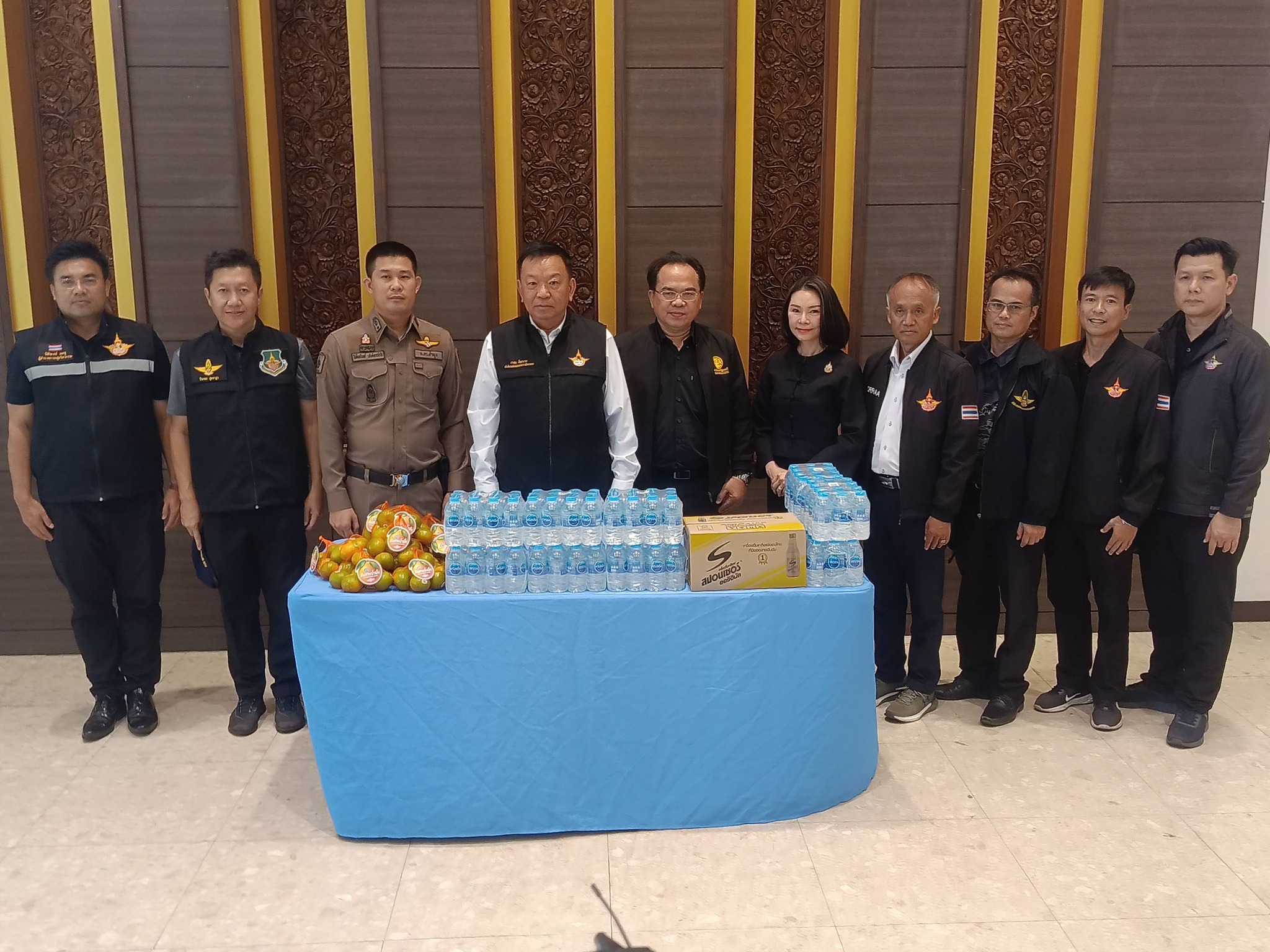 อธิบดีกรมฝนหลวงและการบินเกษตร พร้อมด้วยรองอธิบดีกรมประชาสัมพันธ์ ลงพื้นที่ ติดตามการแก้ปัญหาฝุ่นละออง PM 2.5 ในพื้นที่จังหวัดเชียงใหม่ 