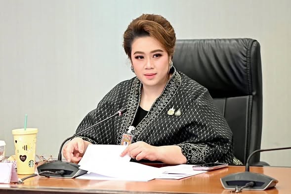 ศุภมาส&rdquo; สั่ง สคบ. ดูแลผู้บริโภค ปมแบตรถจักรยานไฟฟ้าระเบิดคาบ้าน หวิดดับ! เร่งตรวจสอบผู้ขาย-ประสาน สมอ. คุมมาตรฐาน พร้อมเตือนภัยทั้งประเทศ
